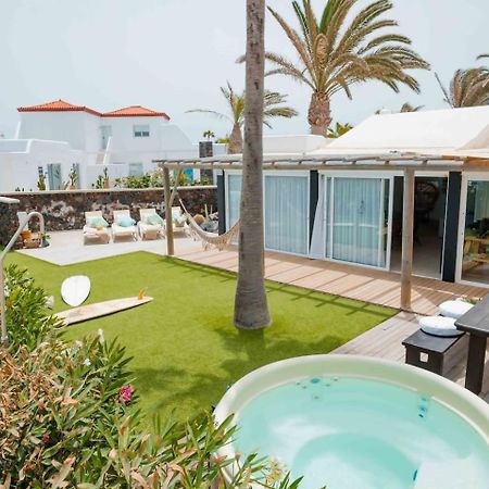 Villa Maluhia Frente Al Mar Y Jacuzzi Коральео Экстерьер фото