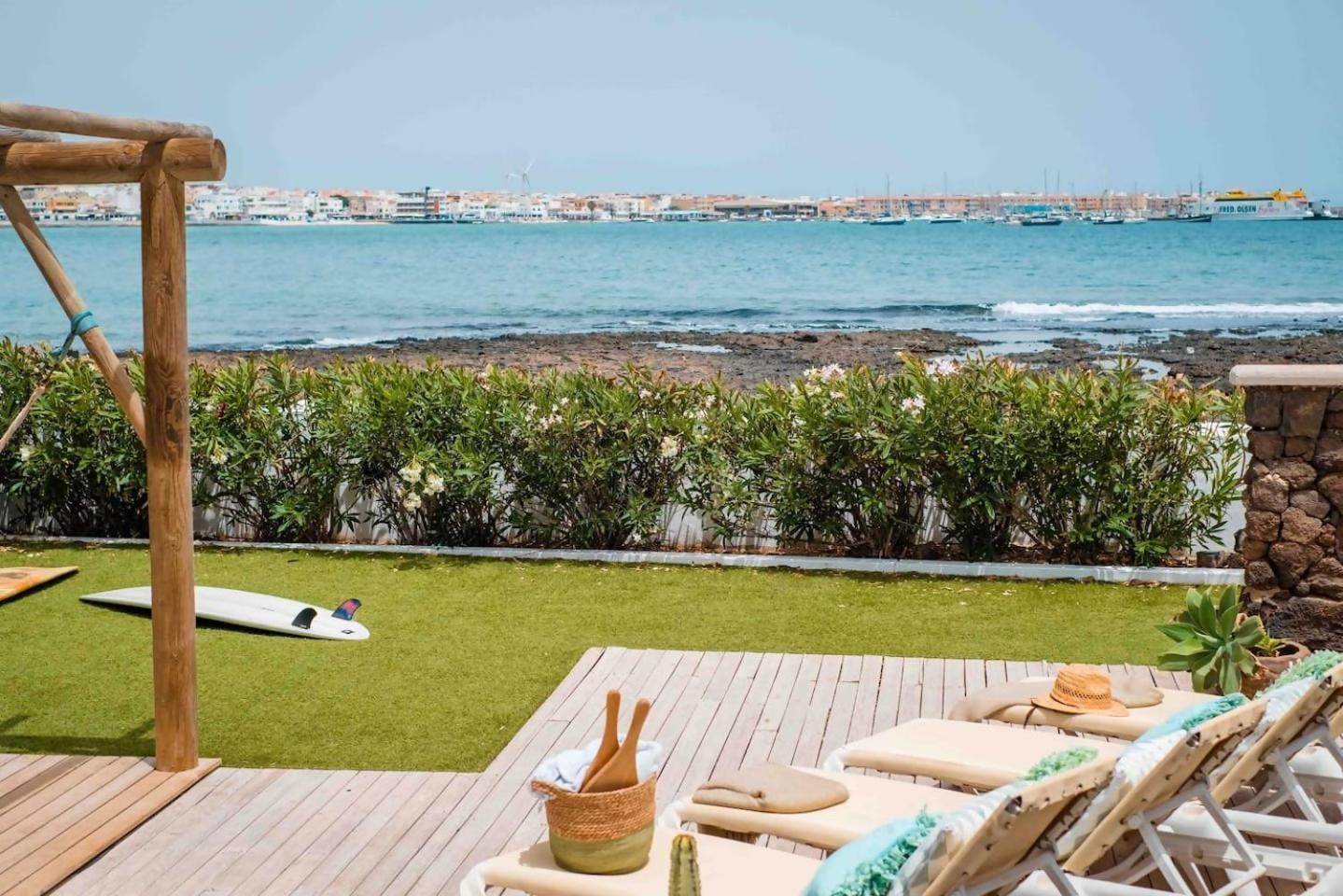 Villa Maluhia Frente Al Mar Y Jacuzzi Коральео Экстерьер фото
